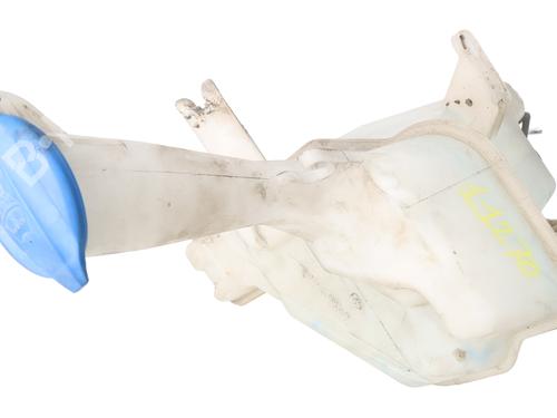 Used Windscreen washer tank Windscreen washer tank HYUNDAI i30 (GD) [2011-2026] 33793416 33793416