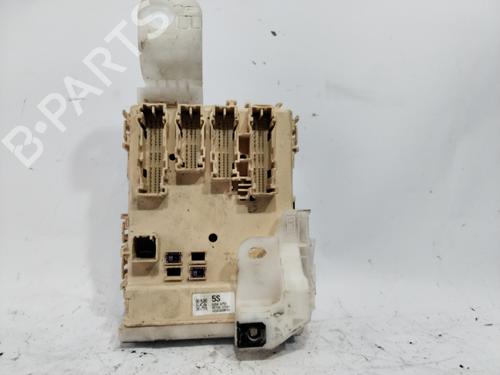 Used Fuse box TOYOTA AURIS (_E18_) 1.8 Hybrid (ZWE186_, ZWE186R) (136 hp) 28312611