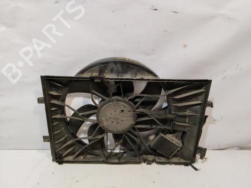 Used Radiator fan MERCEDES-BENZ C-CLASS (W203) [2000-2007]  29489132