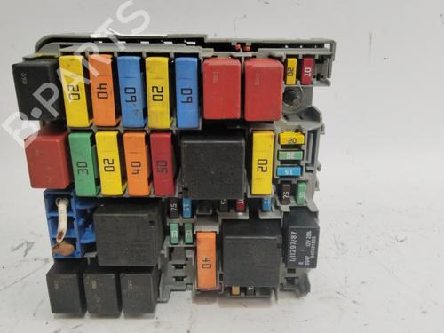 Used Fuse box OPEL COMBO Box Body/MPV (X12) 1.3 CDTI (B05) (95 hp) 27583010