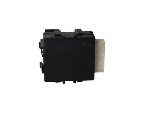 Module électronique TOYOTA AURIS (_E18_) 1.8 Hybrid (ZWE186_, ZWE186R) (136 hp) 31709035