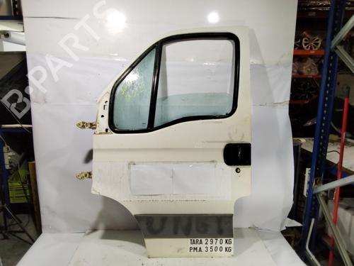 Used Left front door IVECO DAILY III Van 65 C 15 (146 hp) 31721097