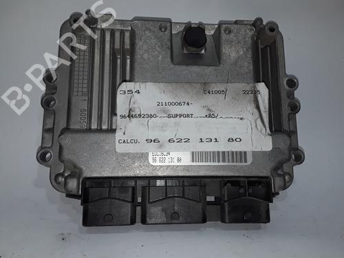 Used Engine control unit (ECU) CITROËN C4 Coupe (LA_) 1.6 16V (109 hp) 10777444