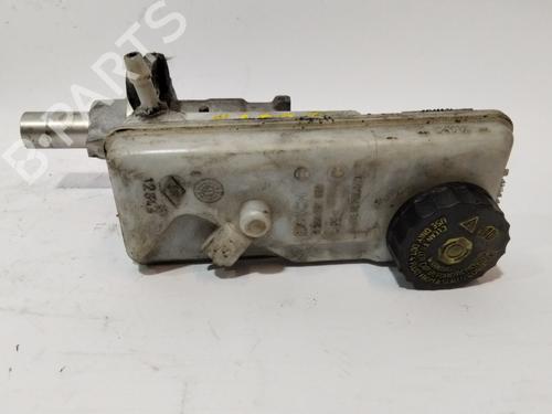 Used Brake master cylinder MERCEDES-BENZ CITAN Mixto (Double Cabin) (W415) 109 CDI (415.603, 415.605) (90 hp) 28484662