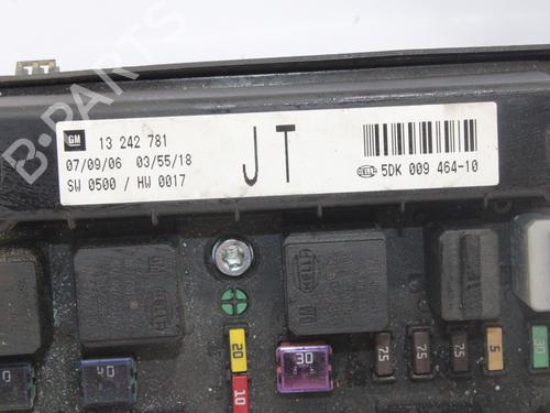 Fuse box OPEL ASTRA H (A04)  | BP13908355E1 