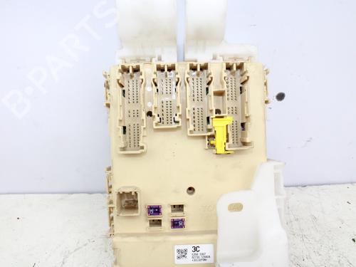 Fuse box TOYOTA AURIS (_E18_)  | BP15503339E1 