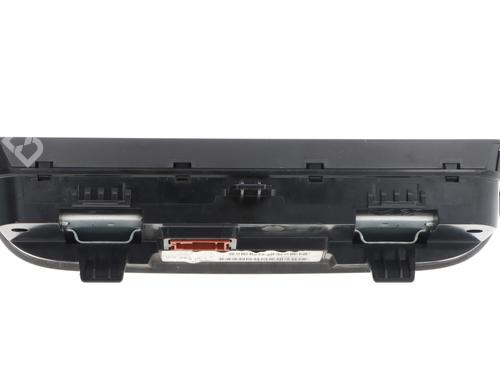 Instrument cluster CITROËN C4 CACTUS 1.2 THP 110 | BP33755032C47 - Image 2