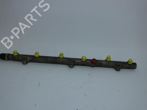 Used Injection rail BMW 5 (E39) 525 d (163 hp) 11845724