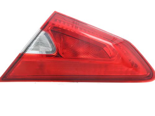 hjre-baglygte-bagklap-nissan-pulsar-hatchback-c13-2014-33207998 main image