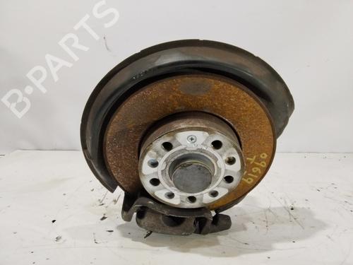 Used Left rear steering knuckle VW TOURAN (1T1, 1T2) [2003-2011]  31700676