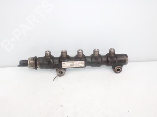 Used Injection rail CITROËN C4 Coupe (LA_) [2004-2013]  16210932