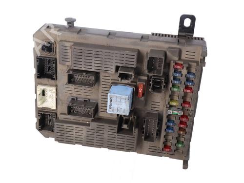 Fuse box CITROËN C5 I (DC_) 2.0 HDi (DCRHZB, DCRHZE) | BP39889634E1 - Image 2