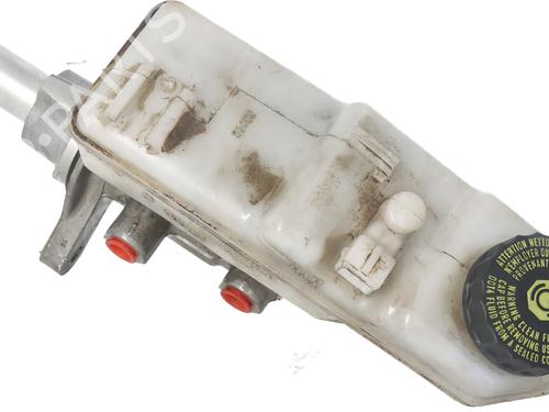 brake-master-cylinder-toyota-auris-_e18_-2012-2013-2014-2015-2016-2017-2018-2019-34128654 main image