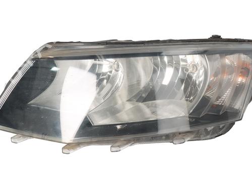 Used Left headlight Left headlight SKODA OCTAVIA III Combi (5E5, 5E6) 1.8 TSI (180 hp) 32721650 32721650