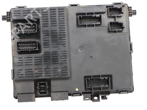 Used Fuse box Fuse box CITROËN XSARA Coupe (N0) 2.0 HDI 90 (90 hp) 33955098 33955098