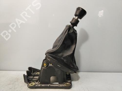 Used Gear lever FORD FOCUS I (DAW, DBW) [1998-2009]  20309382
