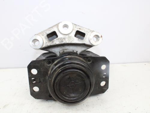 Used Engine mount PEUGEOT 3008 I MPV (0U_) 1.6 HDi 115 / BlueHDi 115 (116 hp) 13551667