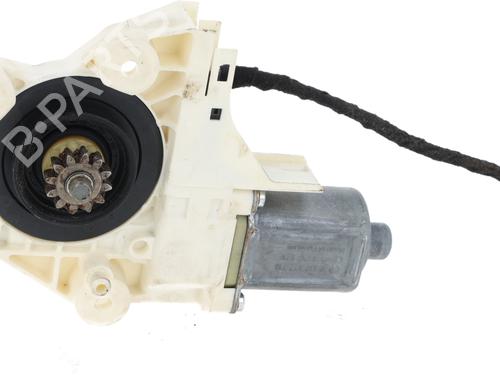 Used Right front window motor FORD FOCUS II Saloon (DB_, FCH, DH) [2005-2025]  29861718