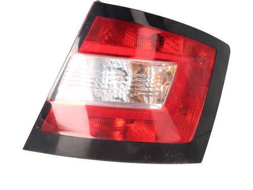 right-taillight-skoda-fabia-iii-nj3-2014-2015-2016-2017-2018-2019-2020-2021-37459776 main image
