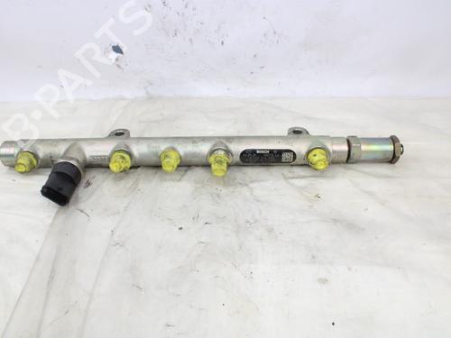 Used Injection rail VW TRANSPORTER T4 Van (70A, 70H, 7DA, 7DH) [1990-2003]  15523019