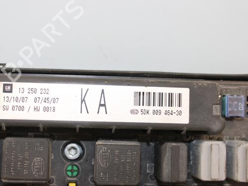 Fuse box OPEL ASTRA H Estate (A04)  | BP19248468E1 