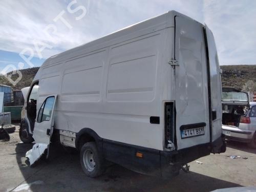 Left front indicator IVECO DAILY III Van 35 S 15 V, 35 C 15 V (A6HCV3B2, A6HBV4B2, A6HC41B2,... | BP32444397C32 - Image 6