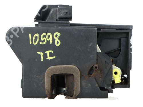 rear-left-lock-dacia-sandero-iii-2021-36111028 main image