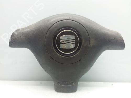 Used Driver airbag SEAT LEON (1M1) 1.4 16V (75 hp) 9670331