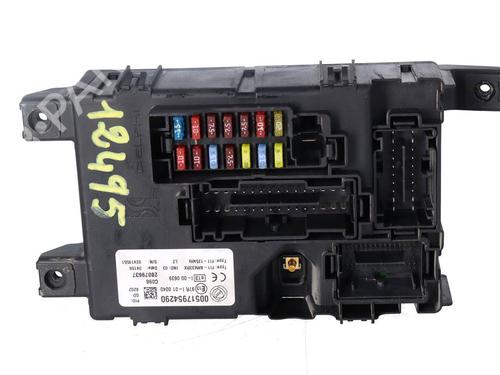 Used Fuse box Fuse box FIAT GRANDE PUNTO (199_) 1.3 D Multijet (75 hp) 40007205 40007205