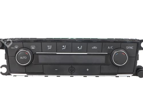 Used Climate control Climate control VW POLO VI (AW1, BZ1, AE1) 1.0 TSI (95 hp) 32857963 32857963