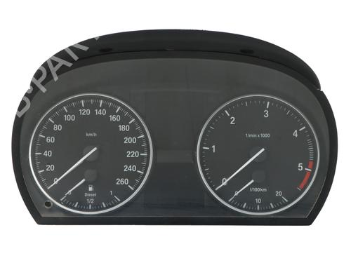 Used Instrument cluster Instrument cluster BMW 3 (E90) 318 d (143 hp) 35978634 35978634