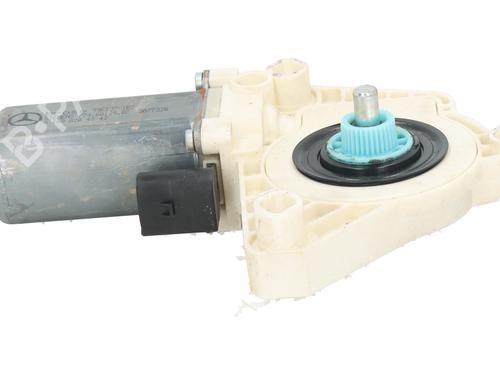Used Right front window motor MERCEDES-BENZ B-CLASS Sports Tourer (W245) [2005-2011]  30961933