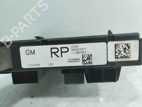 Fuse box OPEL ASTRA J (P10)  | BP19798523E1 