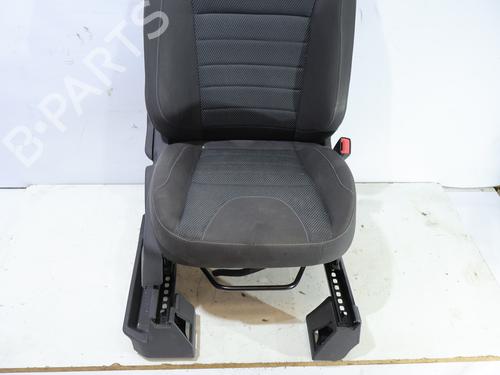 Right front seat FORD KUGA II (DM2) 2.0 TDCi 4x4 | BP37439548C16 - Image 4