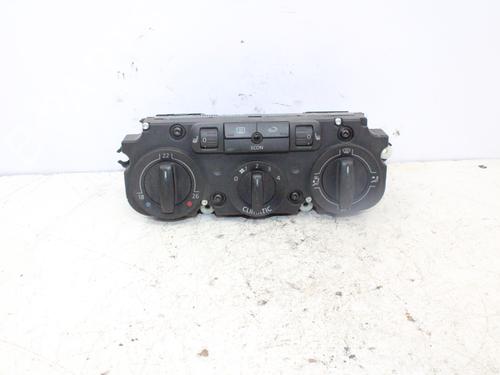 Used Climate control VW GOLF PLUS V (5M1, 521) [2004-2013]  15182160