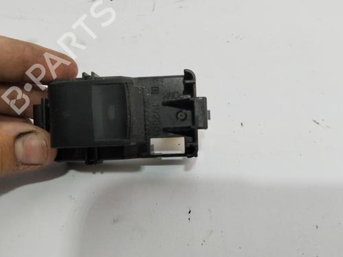 Højre fortil elrude kontakt LEXUS CT (ZWA10_) [2010-2025]  27817276