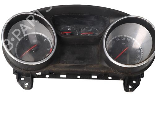 Used Instrument cluster Instrument cluster 37485879 37485879