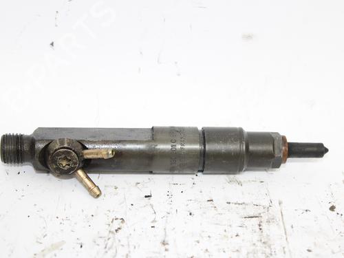 Used Injector VW TRANSPORTER T4 Van (70A, 70H, 7DA, 7DH) 2.5 TDI (88 hp) 15249835