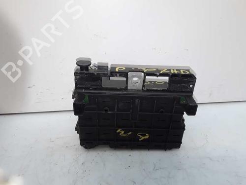 Used Fuse box PEUGEOT 306 Break (7E, N3, N5) 2.0 HDI 90 (90 hp) 8564089