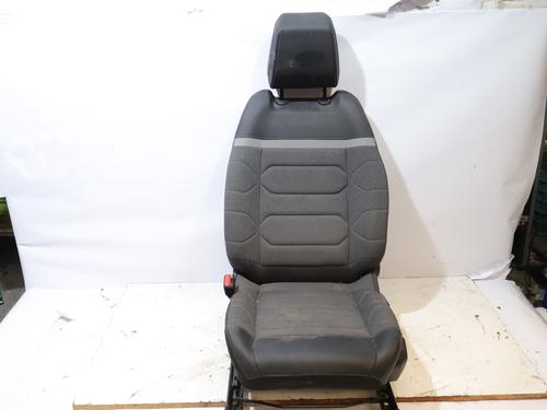 sde-venstre-fortil-citroen-c4-iii-ba_-bb_-bc_-2020-37641822 main image
