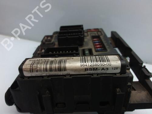 Fuse box CITROËN C5 I (DC_) 2.0 HDi (DCRHZB, DCRHZE) | BP9369291E1 
