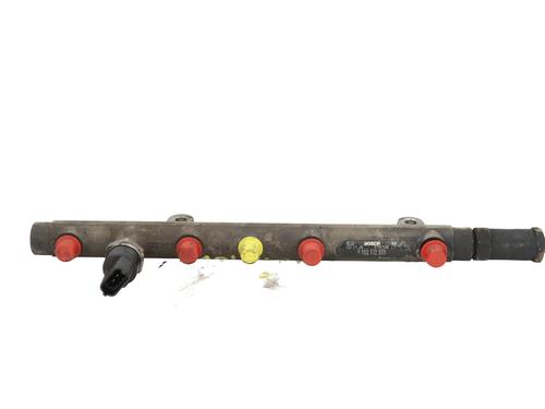 Used Injection rail NISSAN PRIMERA (P12) [2002-2026]  31370640