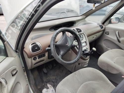 Fuse box CITROËN XSARA PICASSO (N68) 1.6 HDi | BP29933844E1