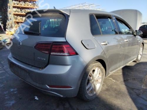 Armrest / Center console VW GOLF VII (5G1, BQ1, BE1, BE2)  | BP23504647I20 