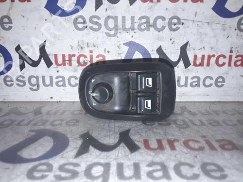 Used Right front window switch PEUGEOT 306 Hatchback (7A, 7C, N3, N5) [1993-2003]  8554462