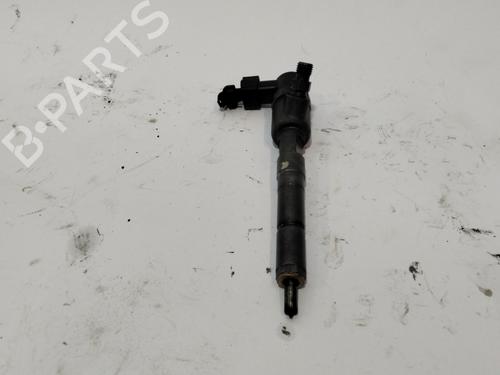 Injektor für OPEL CORSA D (S07) [2006-2015]  28206563