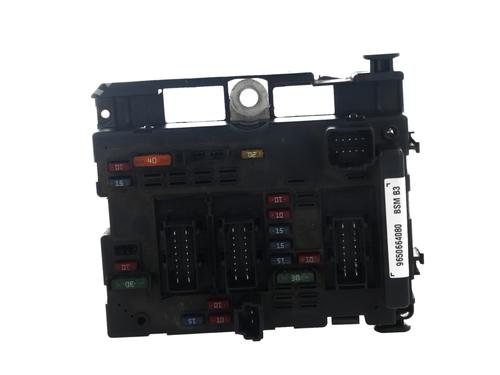 Used Fuse box PEUGEOT 206 Hatchback (2A/C) 1.4 HDi eco 70 (68 hp) 31093944