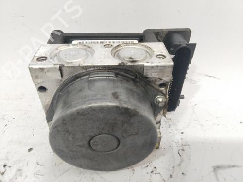 Used ABS pump RENAULT KANGOO / GRAND KANGOO II (KW0/1_) 1.5 dCi 110 (KW0C, KW0H) (110 hp) 22698089