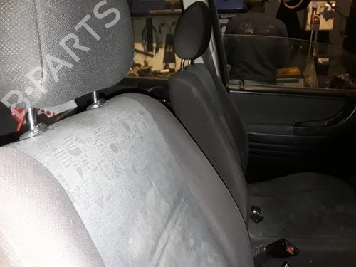 Left taillight OPEL ZAFIRA A MPV (T98) 2.0 DTI 16V (F75) | BP15679563C34 