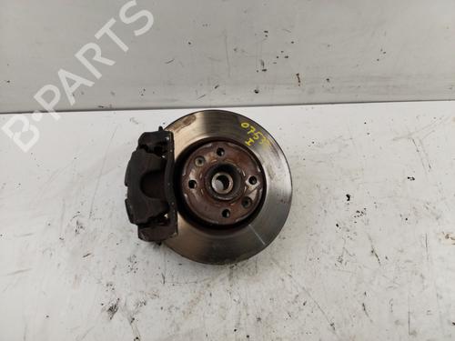 Used Left front steering knuckle NISSAN MICRA III (K12) 1.2 16V (80 hp) 20509340